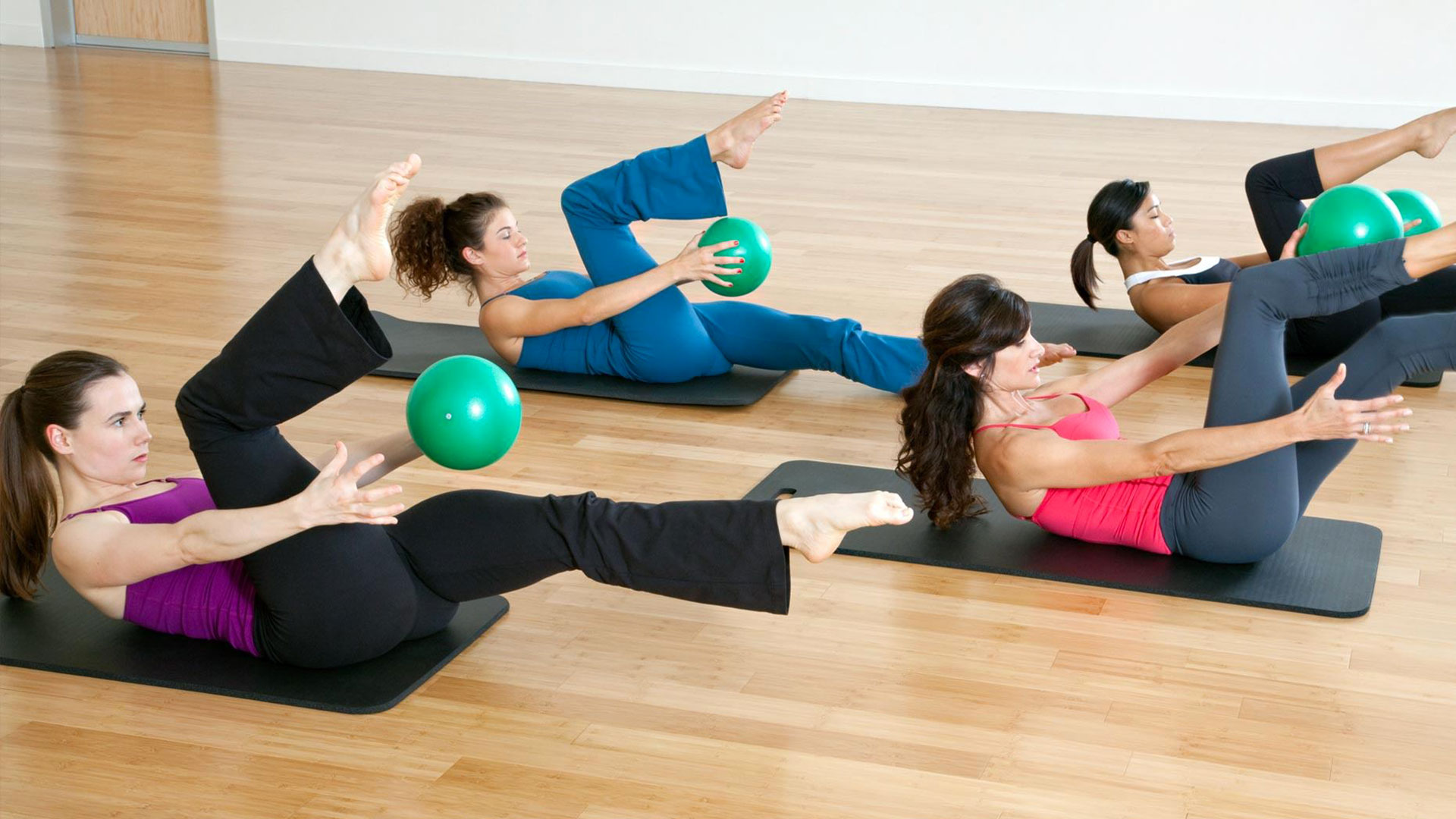 https://www.piscinaprovinciale.it/wp-content/uploads/2019/07/pilates.jpg